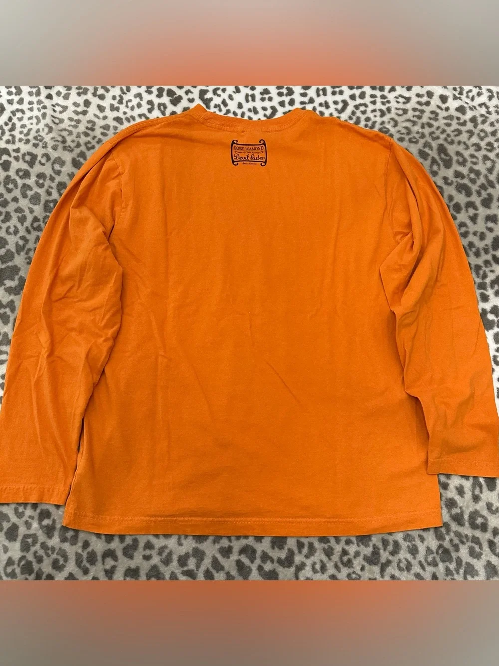 Y2K Old Navy Graphic Long Sleeve T-Shirt in Orange Size Large Men’s